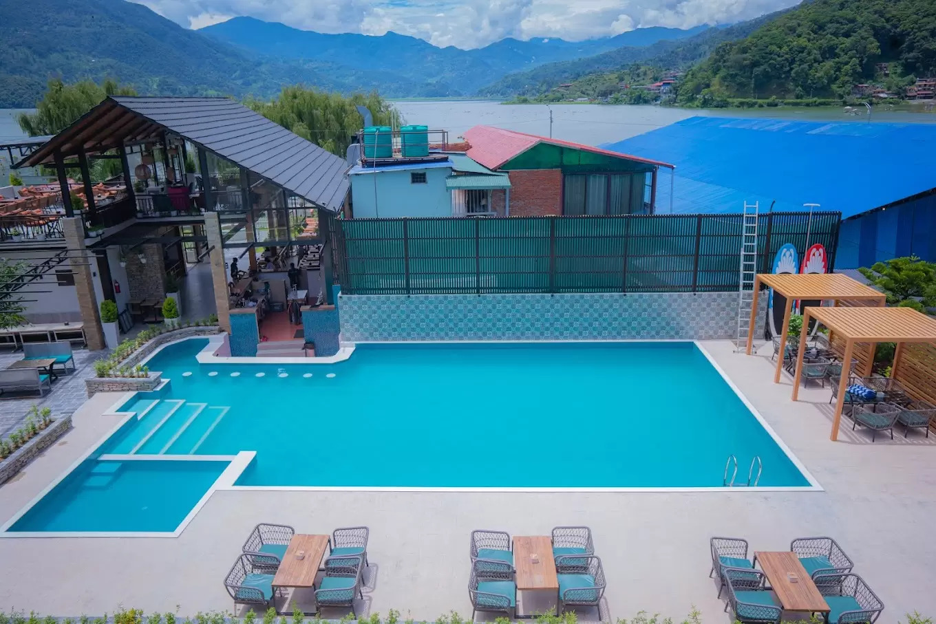 Majestic Lake Front Hotel & Suites, Pokhara