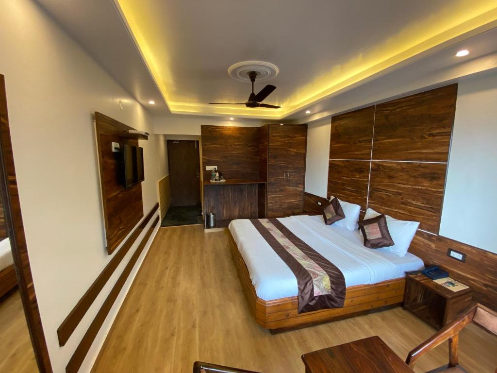 Hotel Silverine Shimla