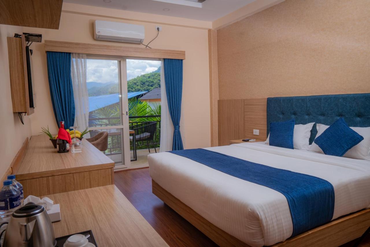 Majestic Lake Front Hotel & Suites, Pokhara