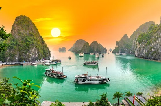 Essence of Vietnam: 2 Nights & 3 Days Exclusive Tour Package